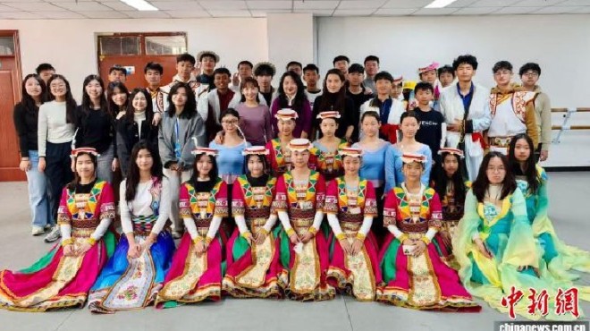 东盟华裔少年&ldquo;寻根&rdquo;甘肃：足迹所至  情牵山海