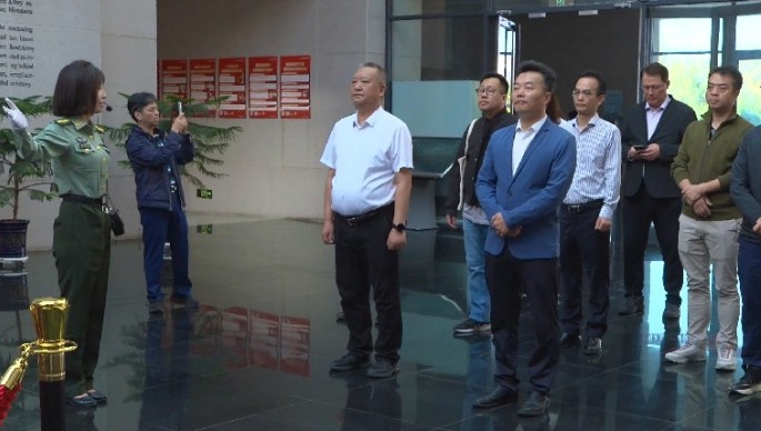 广东省侨联委员在甘国情考察活动结束