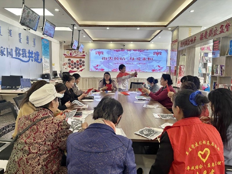 巴音 (2).jpg